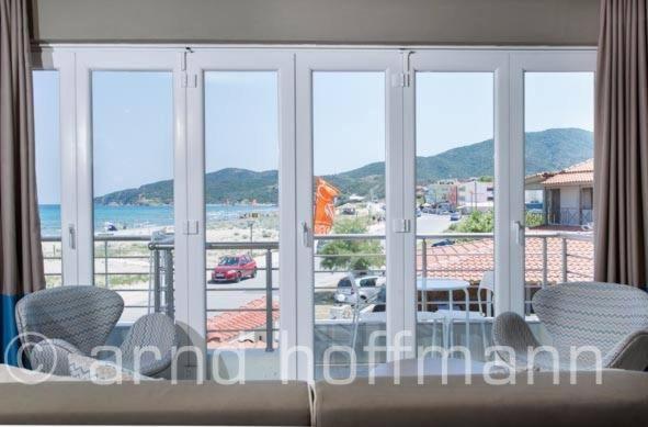 Hotel Sarti Beach Buitenkant foto